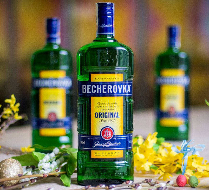 Бехеровка - Чешская травяная настойка. Рецепты коктейлей с Бехеровкой